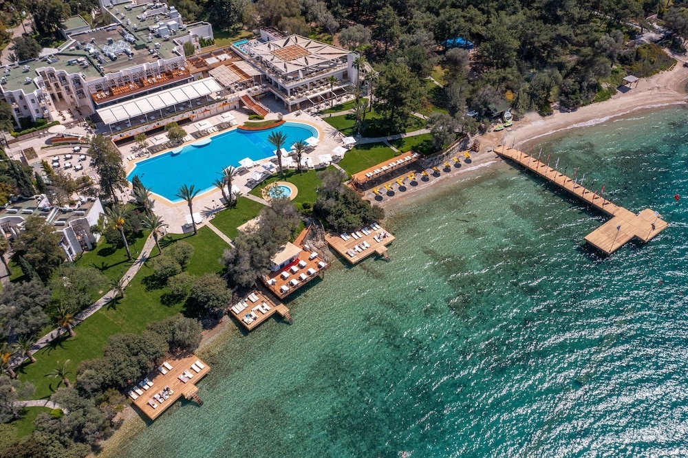 DoubleTree by Hilton Bodrum Isil Club Resort