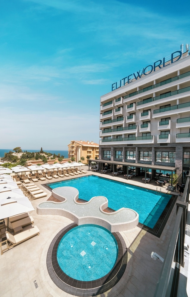 Elite World Kusadasi Hotel
