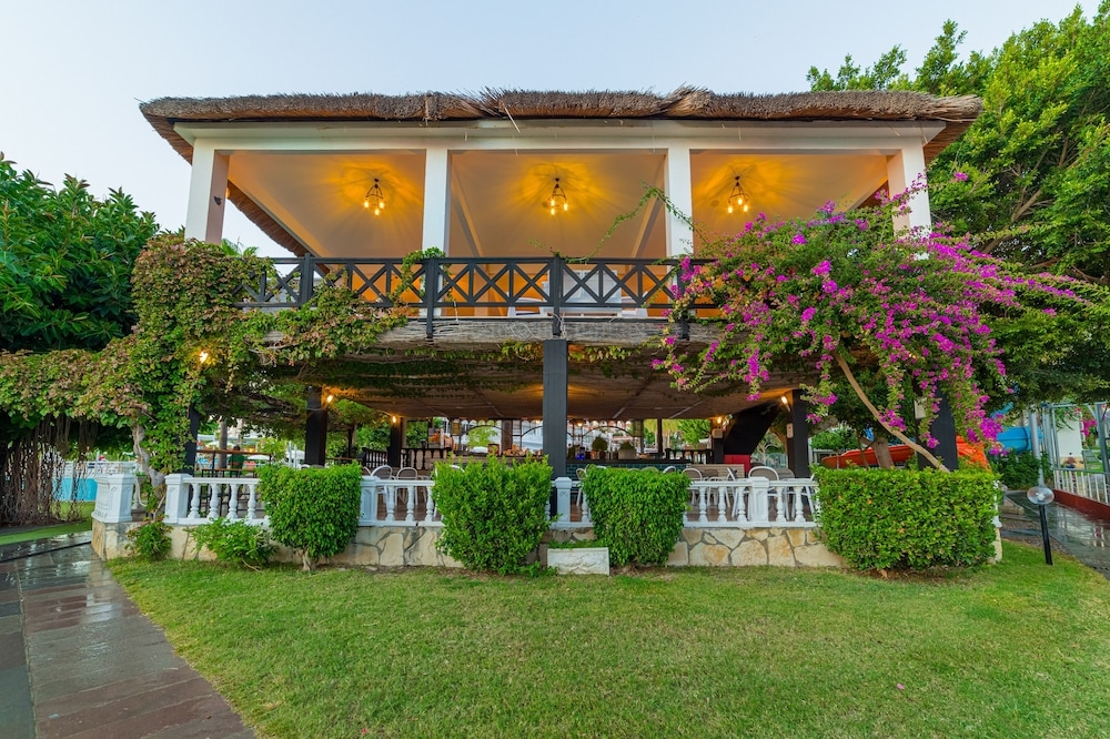 Justiniano Club Alanya Hotel