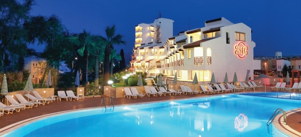 Sentinus Beach Hotel