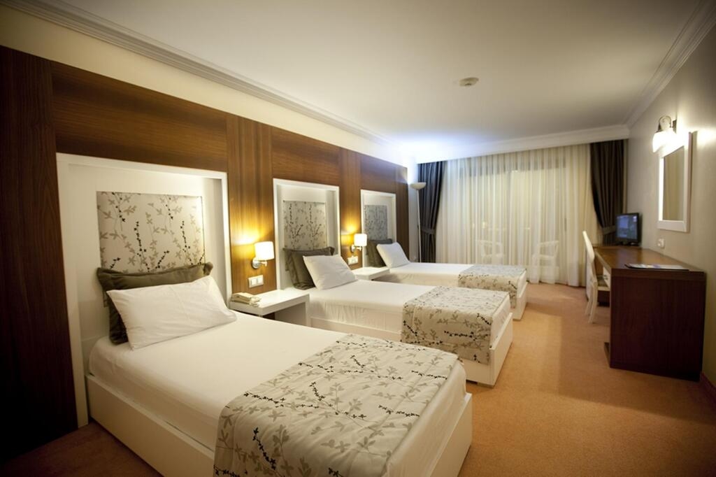 Sentinus Beach Hotel