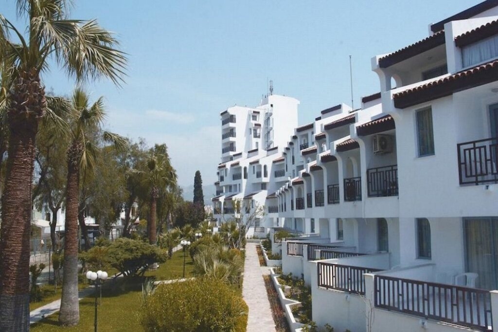 Sentinus Beach Hotel