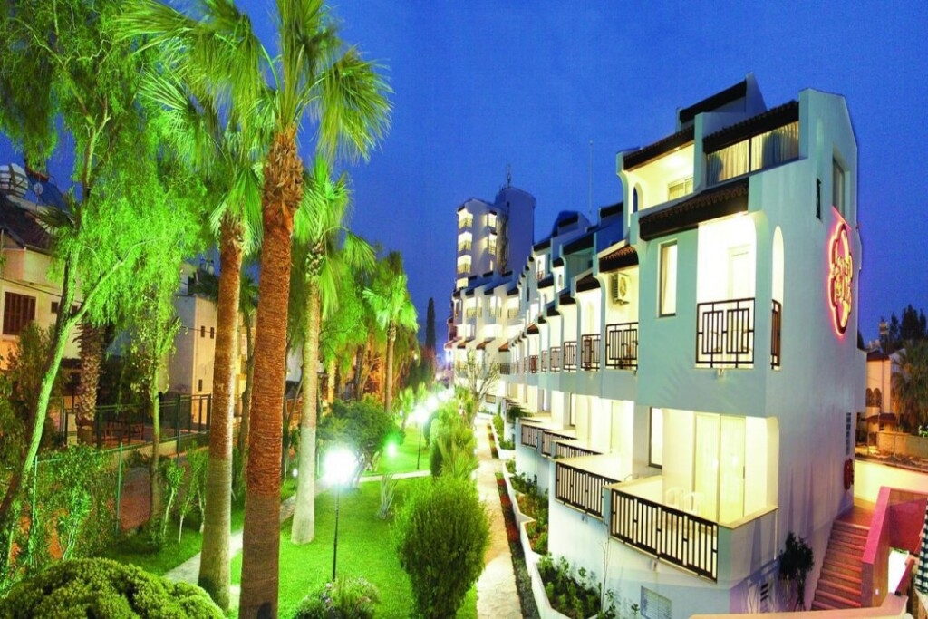 Sentinus Beach Hotel