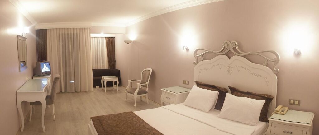Sentinus Beach Hotel