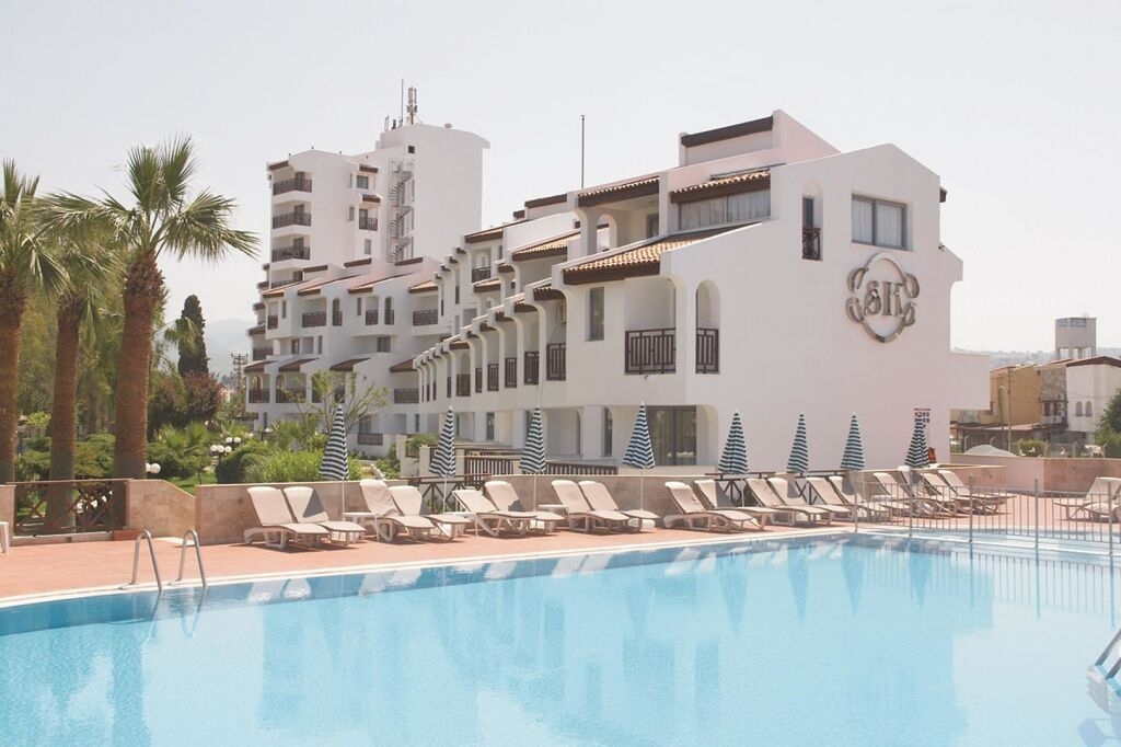 Sentinus Beach Hotel