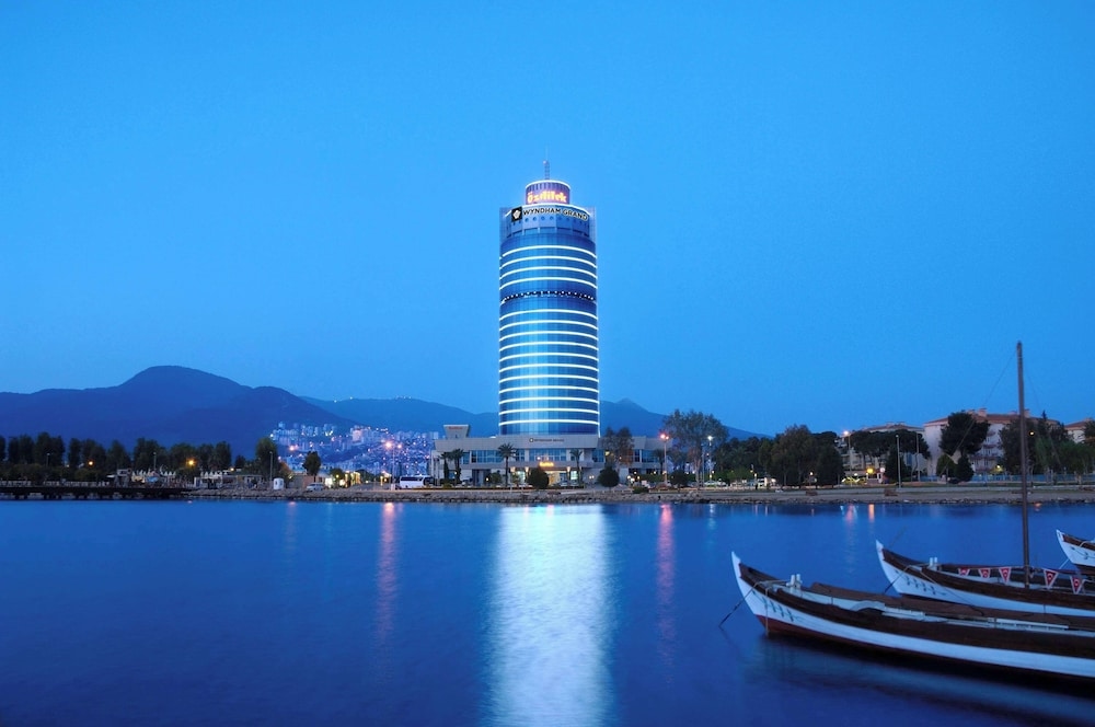 Wyndham Grand Izmir Özdilek Thermal & Spa