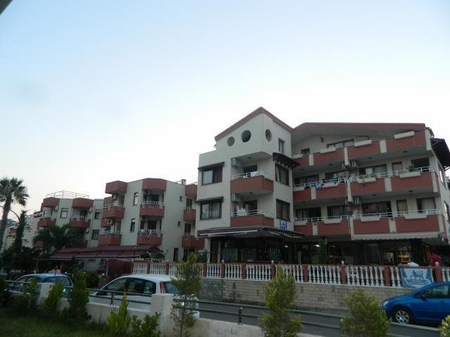 Aloe Apart Hotel