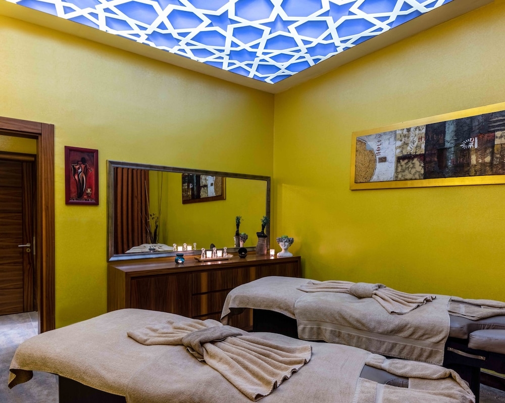 Celik Palas Convention Center & Thermal Spa