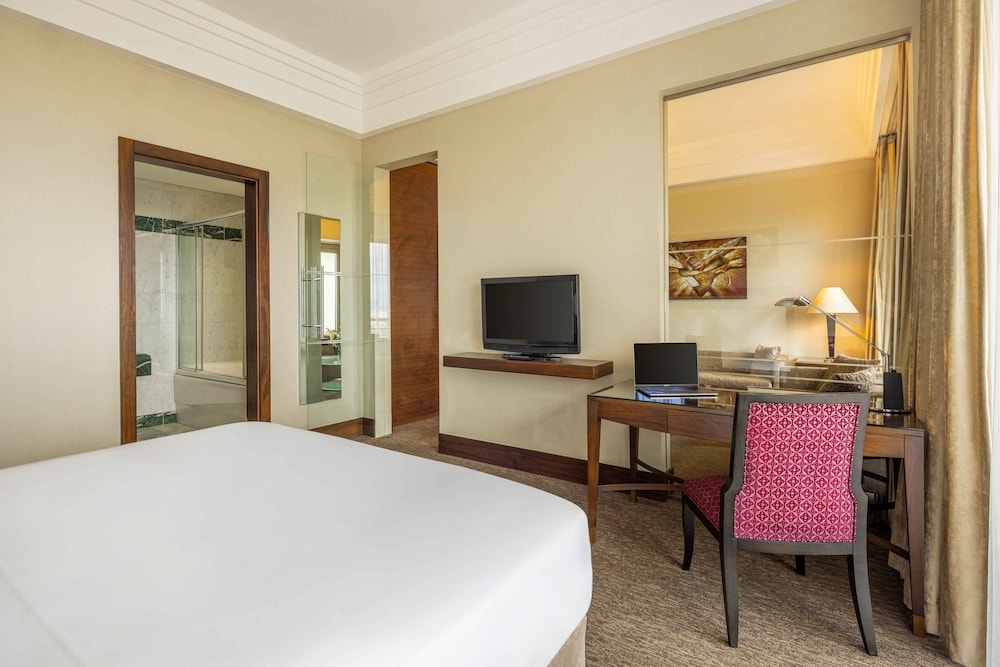 Celik Palas Convention Center & Thermal Spa