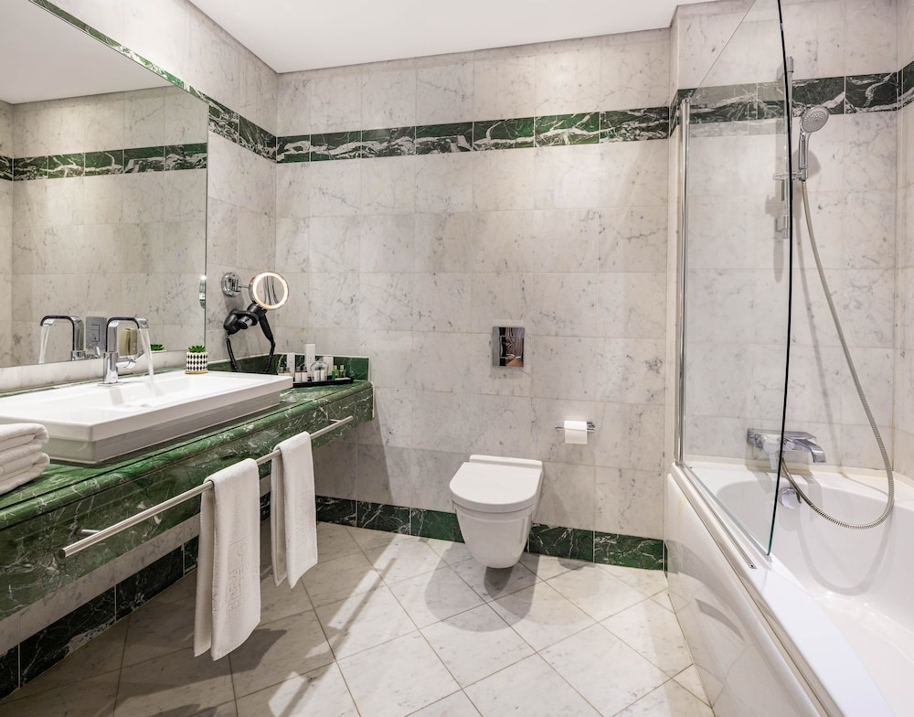 Celik Palas Convention Center & Thermal Spa