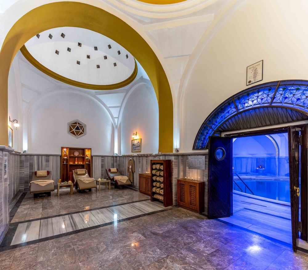 Celik Palas Convention Center & Thermal Spa