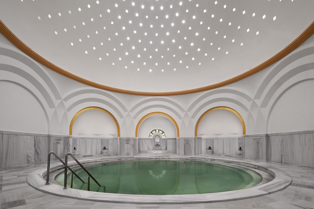 Celik Palas Convention Center & Thermal Spa