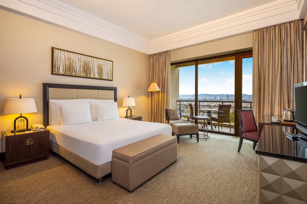 Celik Palas Convention Center & Thermal Spa
