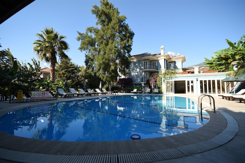 Antas Hotel & Deluxe Apartments