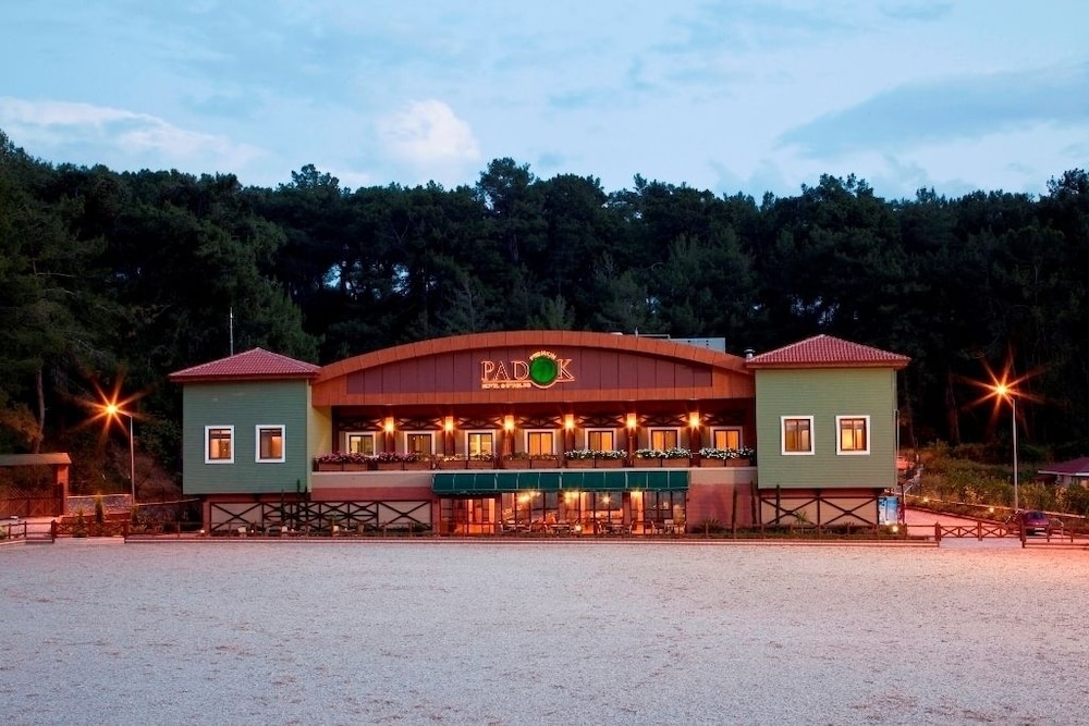 Padok Premium Hotel & Stables