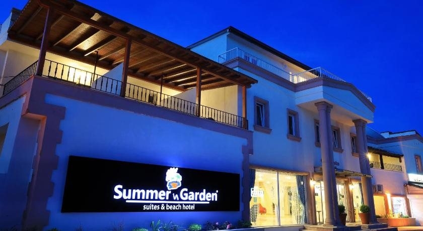 Summer Garden Suites & Beach Hotel