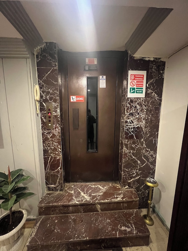 Hotel Ararat