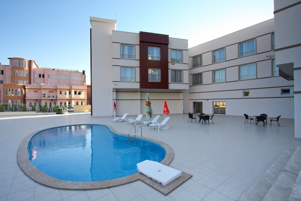 Tuna Otel