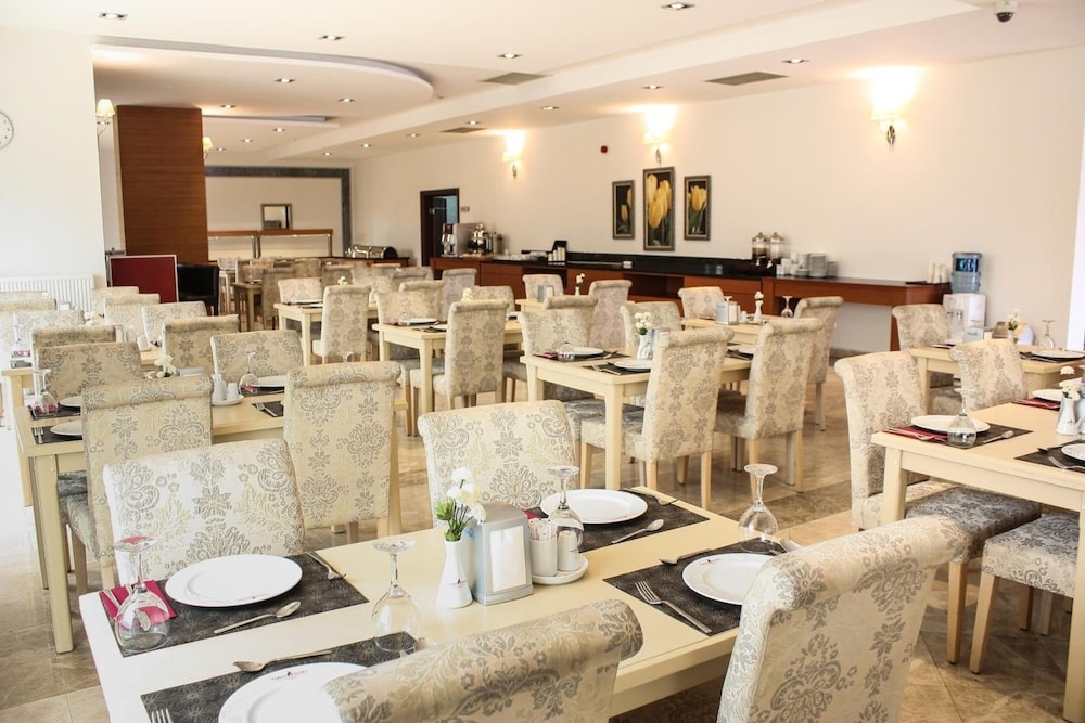 Tuna Otel