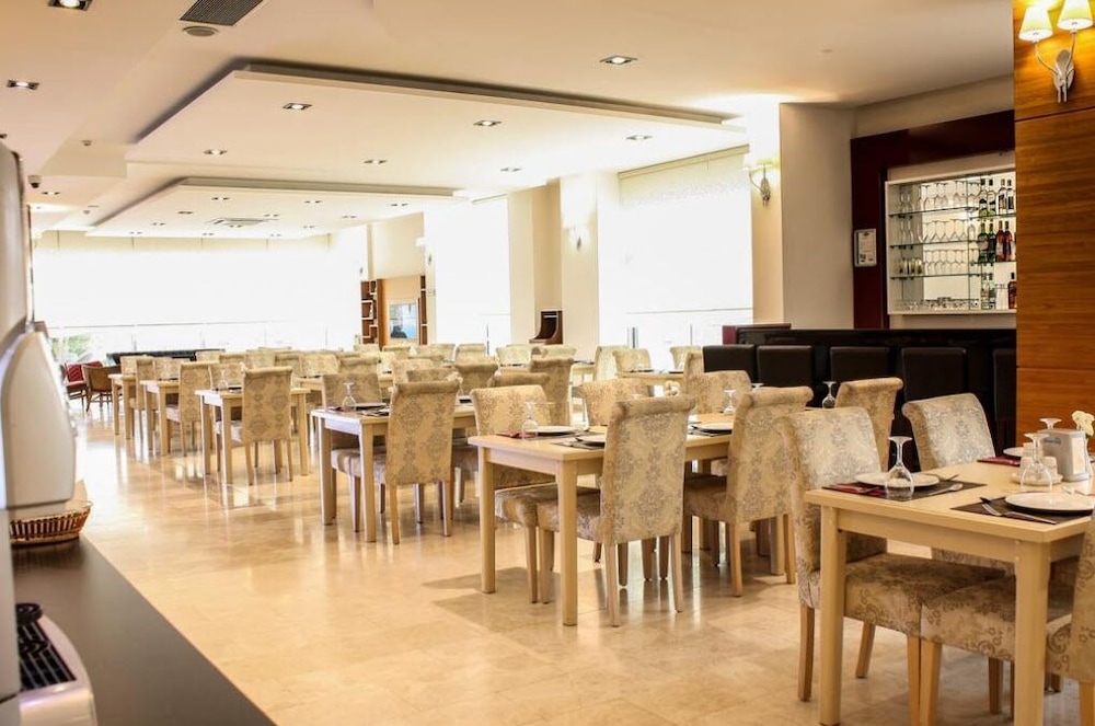 Tuna Otel