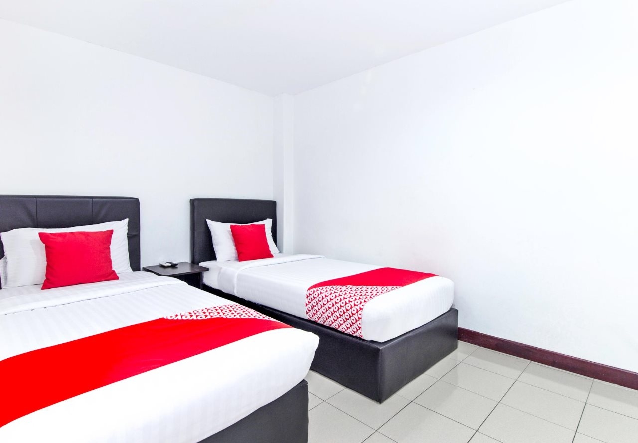 OYO 321 Hotel D'Elegant