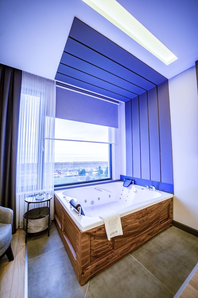 Aksular Hotel