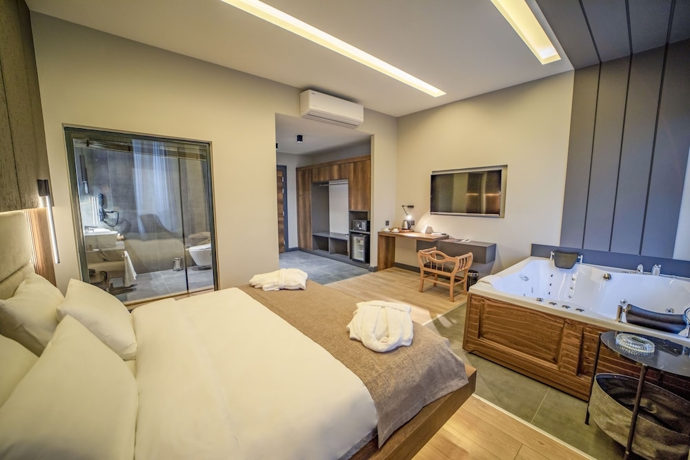 Aksular Hotel