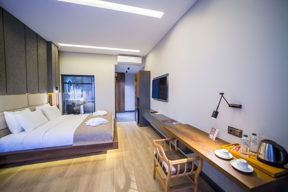 Aksular Hotel