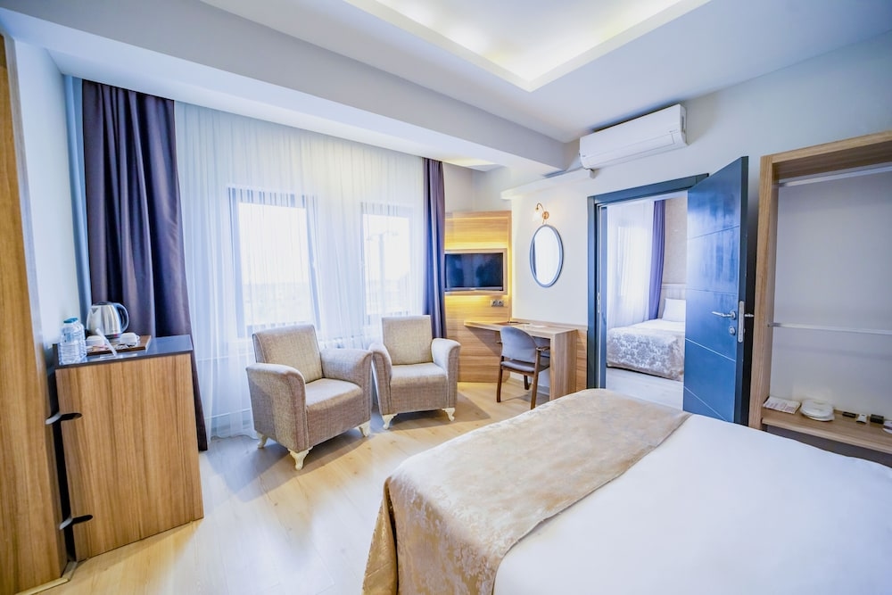 Aksular Hotel