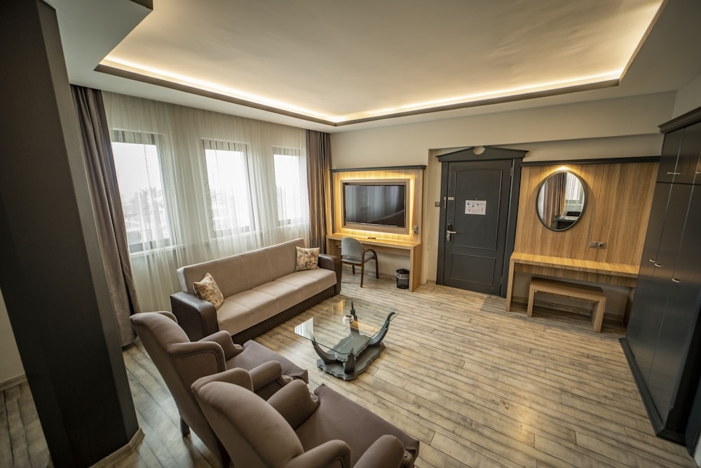 Aksular Hotel