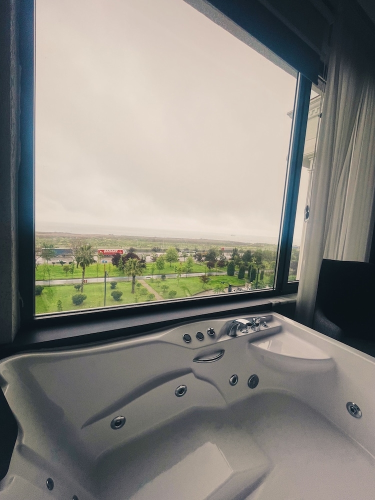 Aksular Hotel