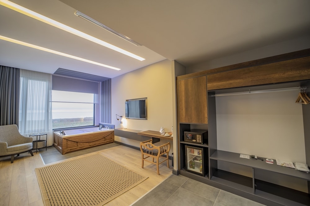 Aksular Hotel