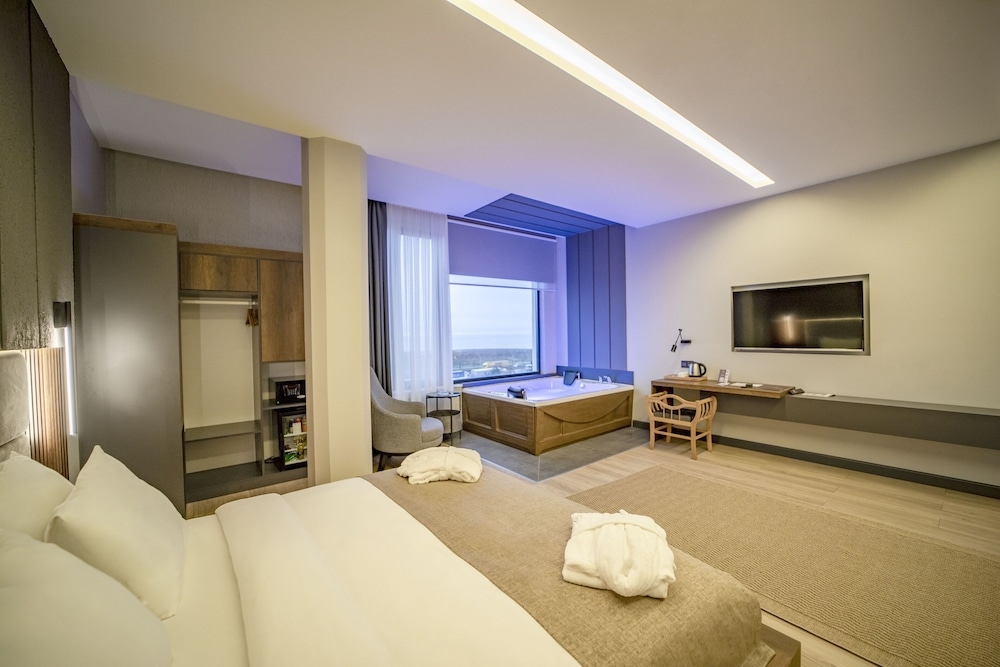 Aksular Hotel