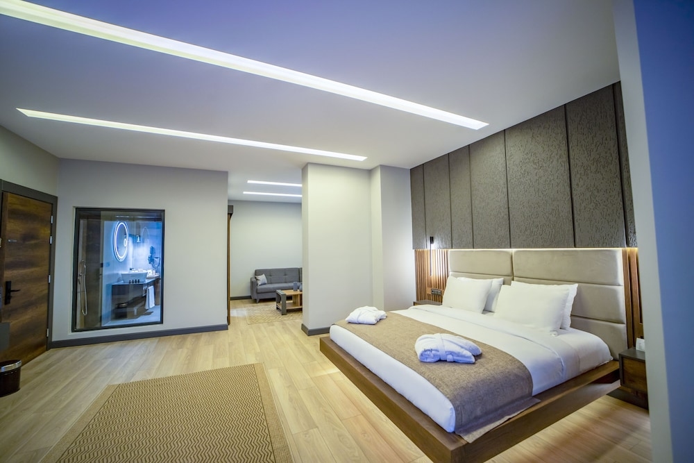Aksular Hotel