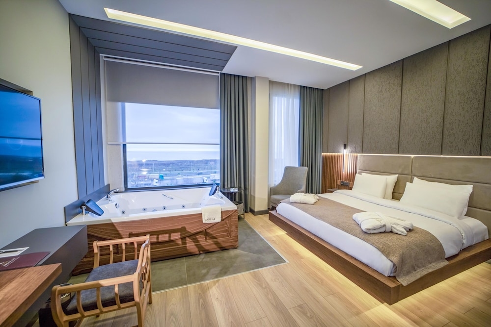 Aksular Hotel
