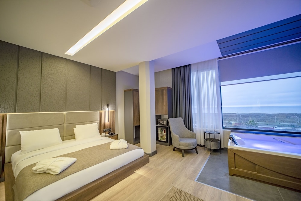 Aksular Hotel