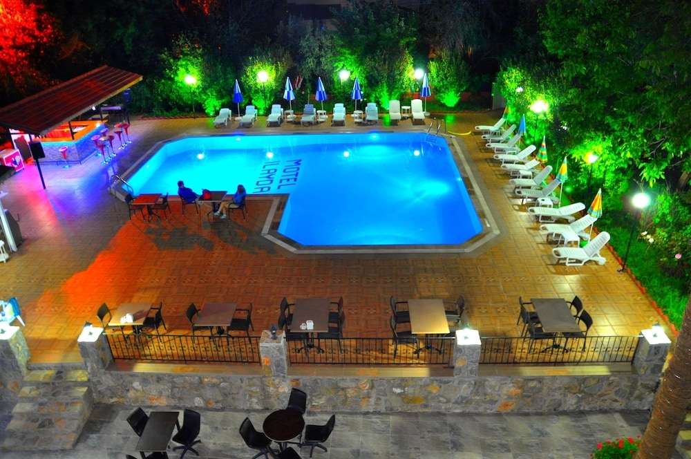 The Green Valley Hotel