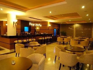 Vuni Palace Hotel & Casino
