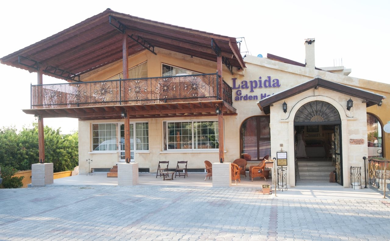 Lapida Hotel