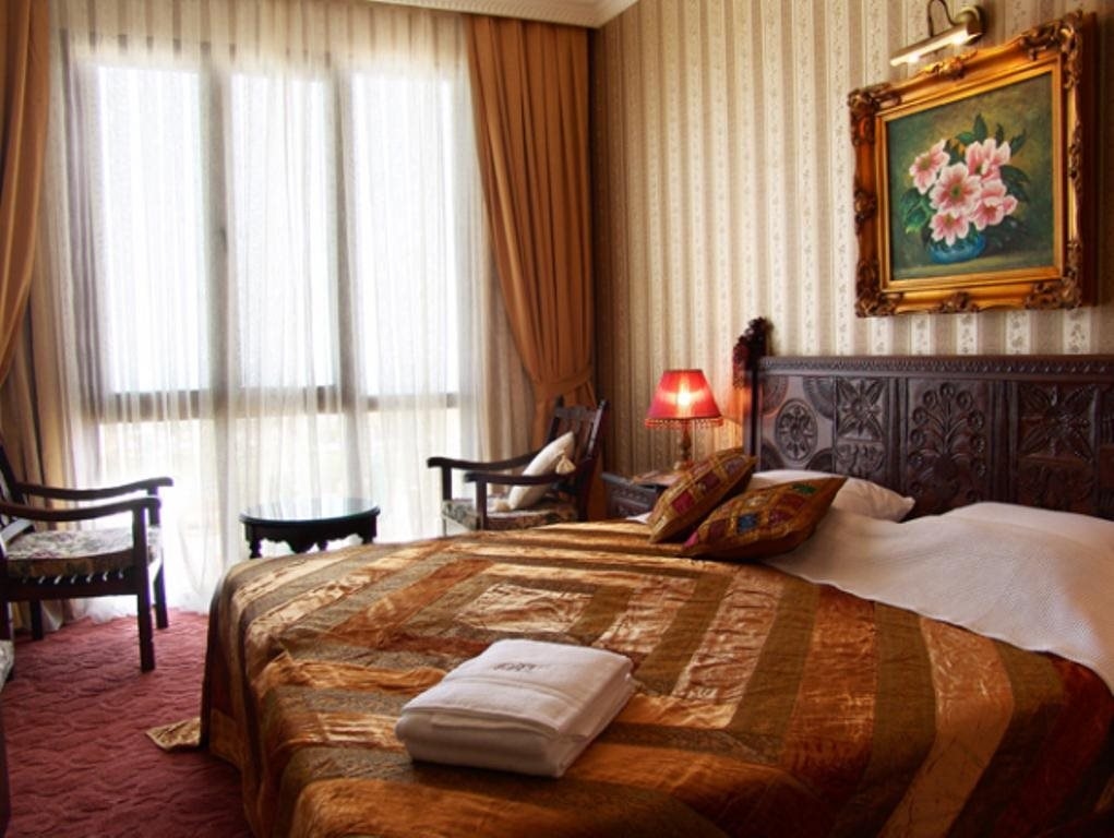 Bella View Art Boutique Hotel