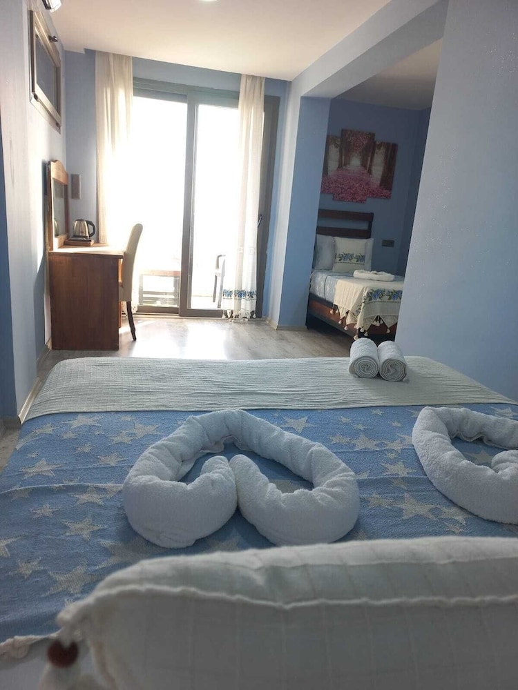 Rastgele Akkum Otel