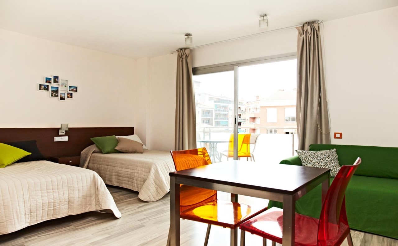 Centric Aparthotel