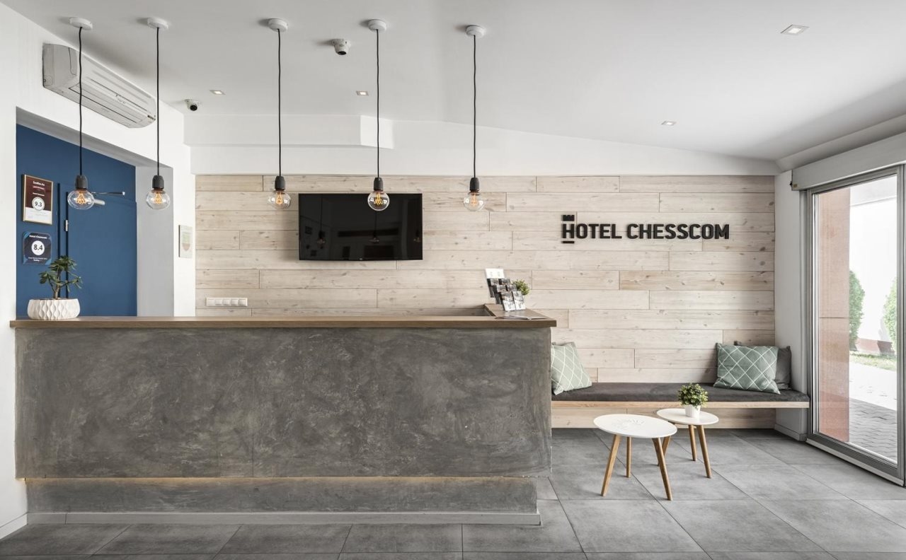 Chesscom Hotel