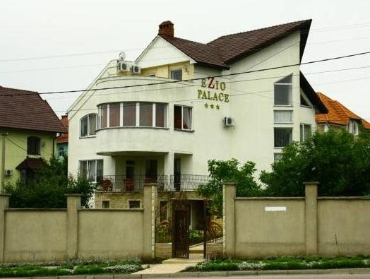 Ezio Palace