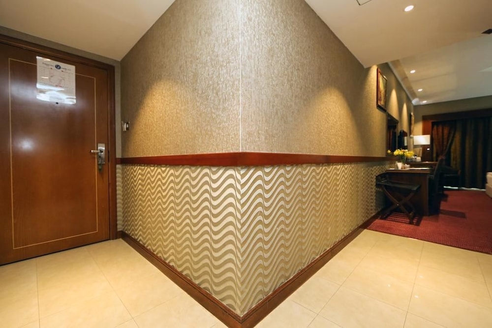 Sadaf Delmon Hotel