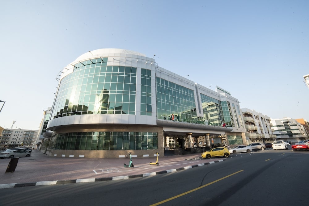 Sunday Hotel Holiday International Dubai