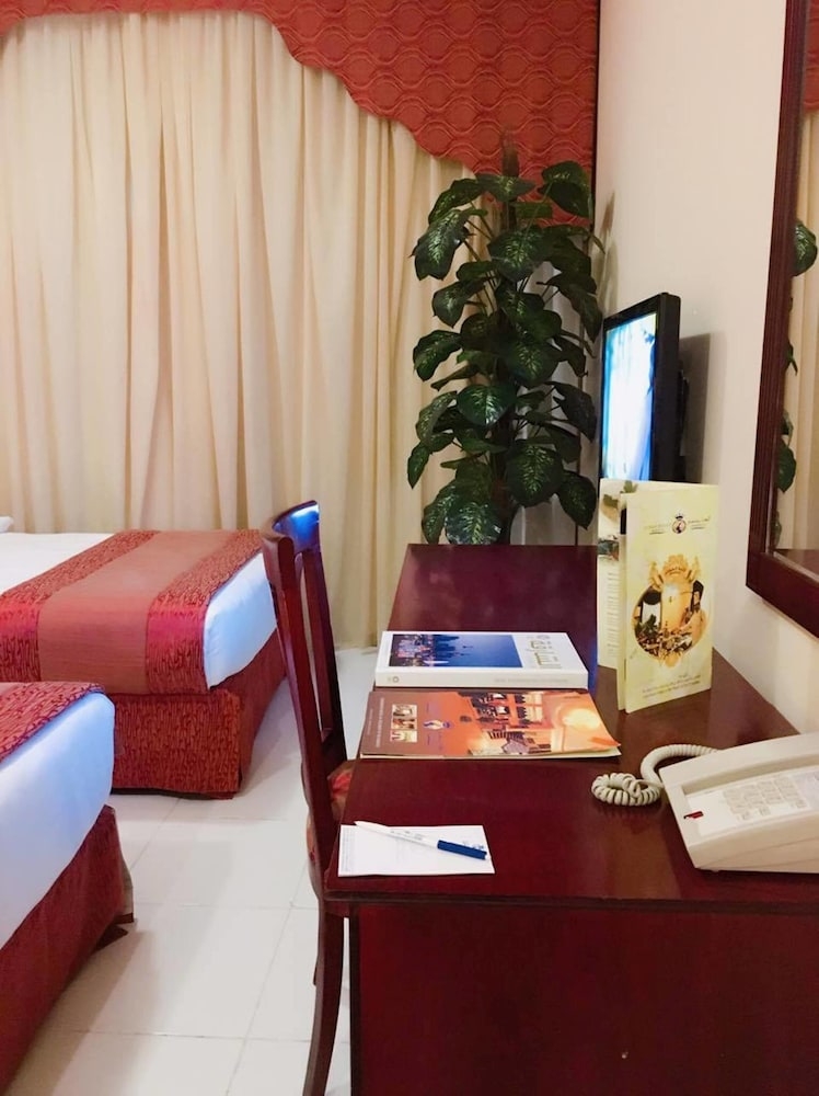 Al Maha Regency Hotel Suites