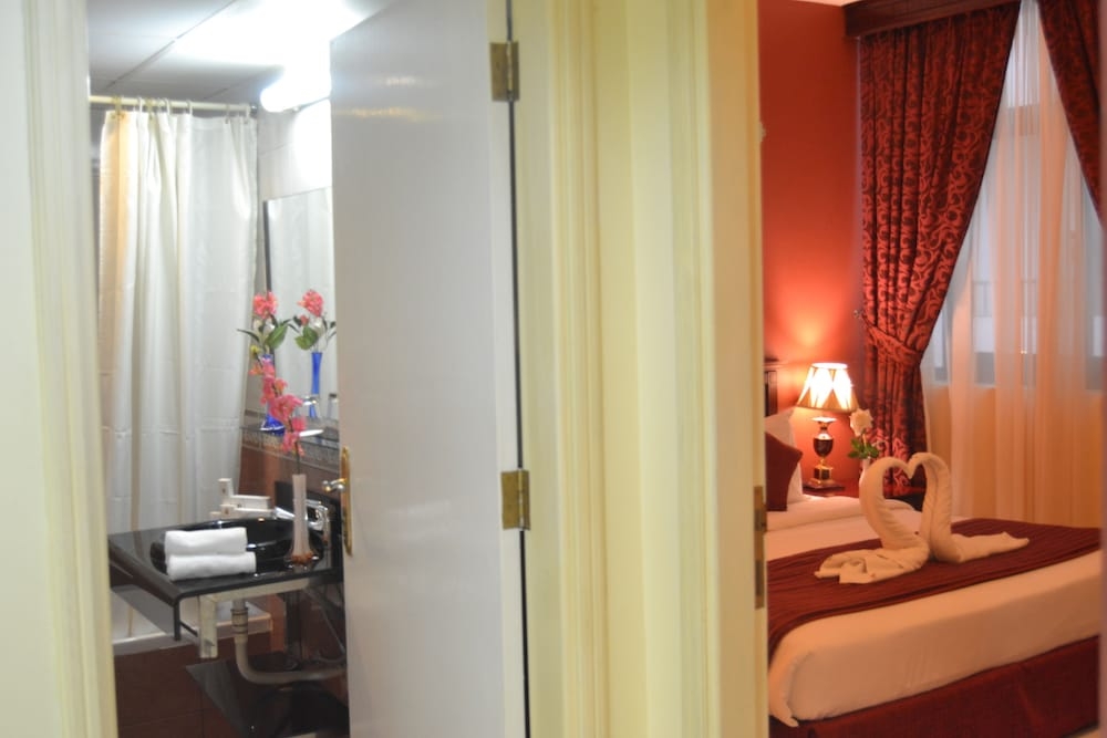 Al Maha Regency Hotel Suites