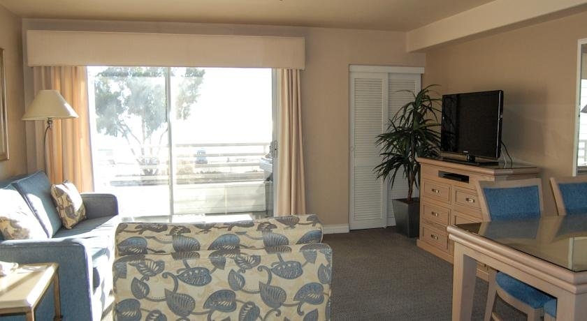 Riviera Shores Resort