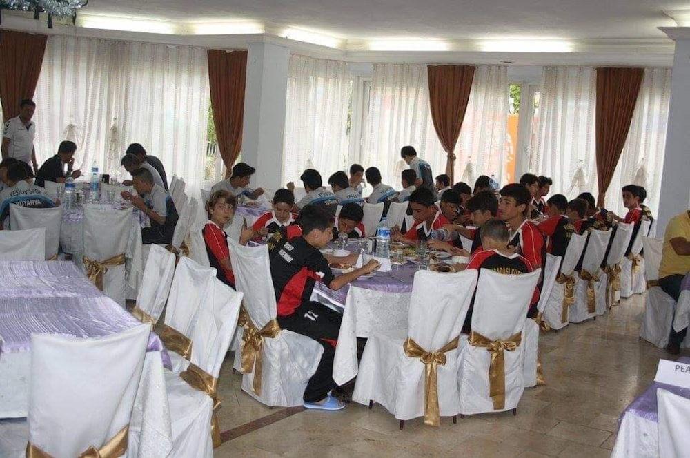 Uyum Hotel